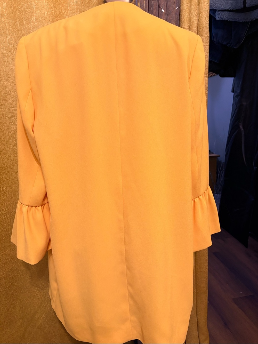 Zara Yellow Quarter Length Sleeve Ruffle Open Blazer / Jacket. - Picture 4 of 5